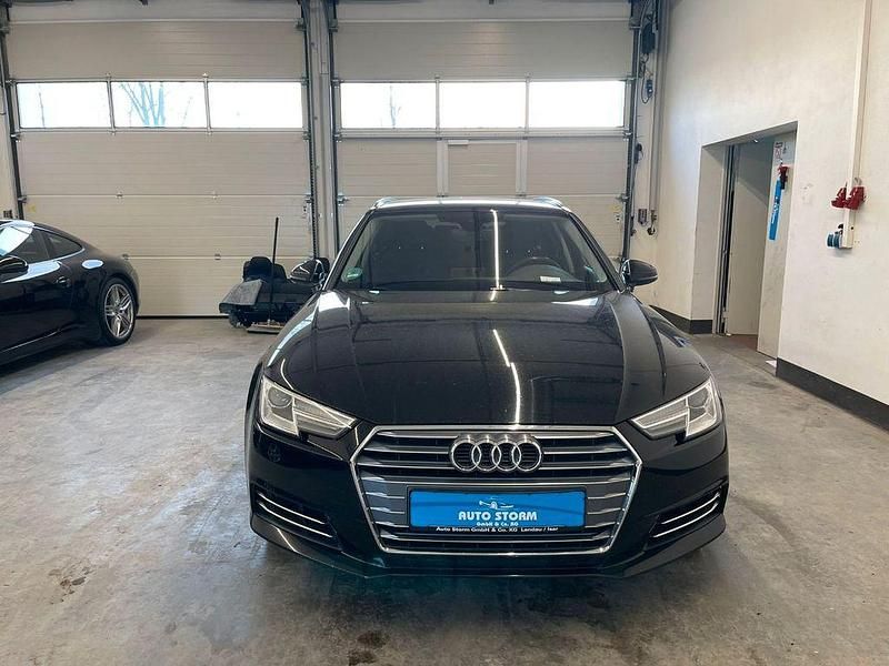 Gebraucht Audi A4 Sport 150 PS (110 kW) 2018 Schwarz Kombi