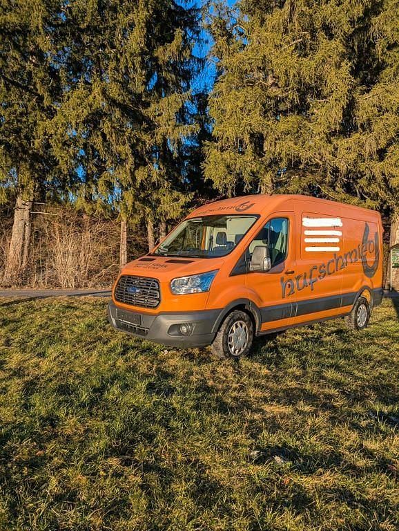Gebraucht Ford Transit Trend 170 PS (125 kW) 2020 Orange Van / Kleinbus