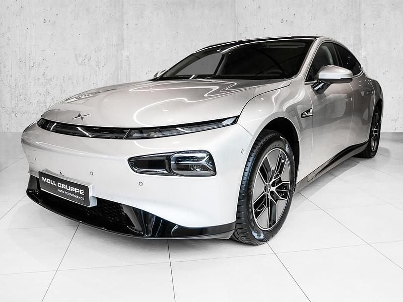 Gebraucht XPENG P7 RWD Long Range 202 kW (276 PS) 2025 Silber Limousine
