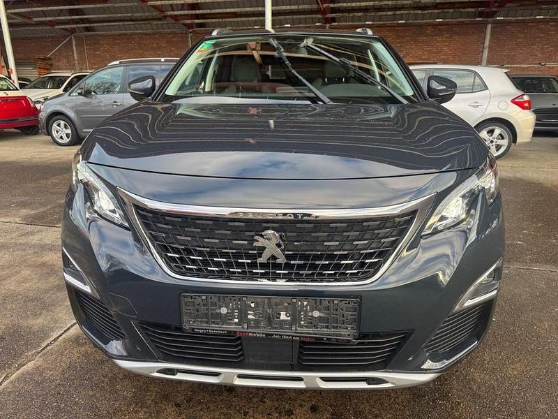 Gebraucht Peugeot 3008 Allure 131 PS (96 kW) 2019 Grau SUV