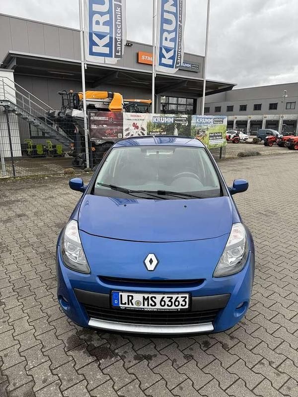Gebraucht Renault Clio II Authentique 75 PS (55 kW) 2009 Blau Kleinwagen