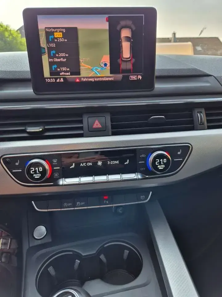 Gebraucht Audi A4 Sport 150 PS (110 kW) 2017 Grau Kombi