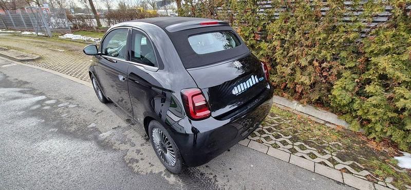 Gebraucht Fiat 500e 86 kW (118 PS) 2023 Schwarz Cabrio