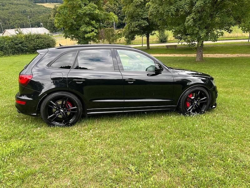 Schwarz Gebraucht 2015 Audi SQ5 Ambiente SUV | 22.900 € (Teuer) - Bild 1/4