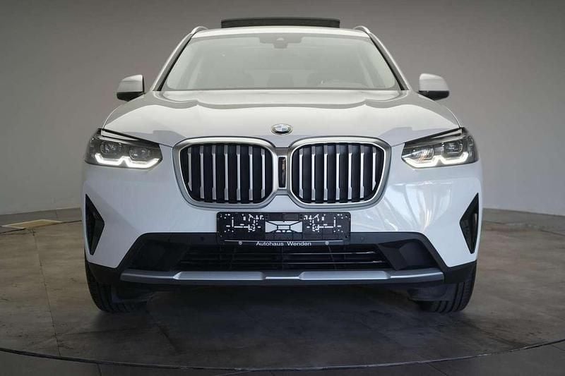 Gebraucht BMW X3 Sport Line 190 PS (139 kW) 2024 Alpinweiss 3 SUV