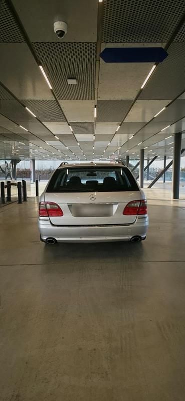 Gebraucht Mercedes E320 224 PS (164 kW) 2008 Silber Kombi