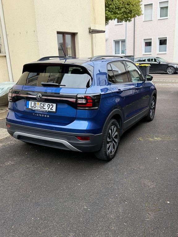 Gebraucht VW T-Cross Active 110 PS (80 kW) 2022 Blau SUV