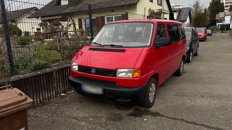 Gebraucht VW Transporter 102 PS (75 kW) 2001 Rot Van
