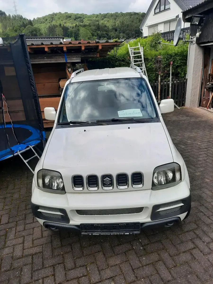 Gebraucht Suzuki Jimny 86 PS (63 kW) 2009 Weiß SUV
