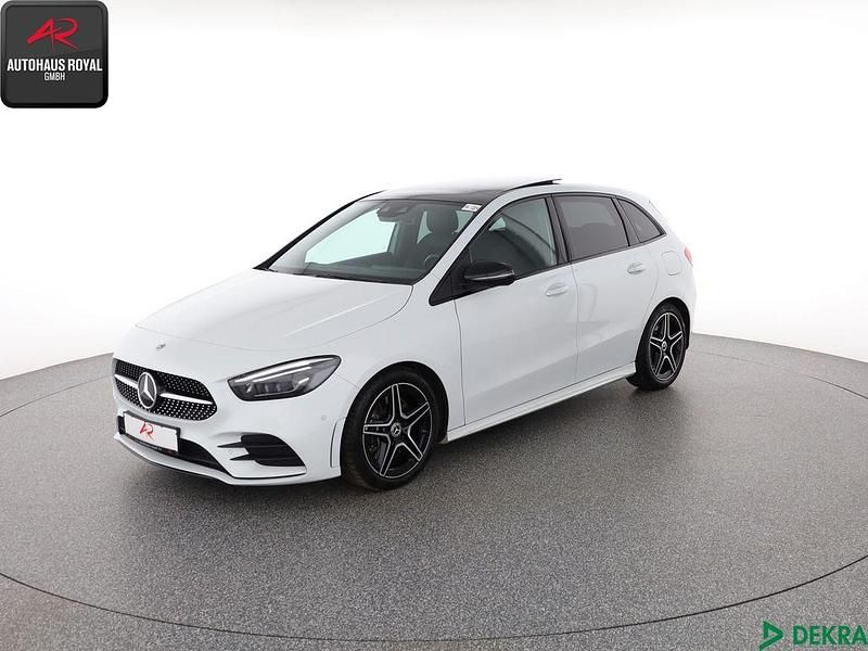 Digitalweiss Gebraucht 2020 Mercedes B250 AMG Van / Kleinbus | 29.880 € (Guter Preis) - Bild 1/4