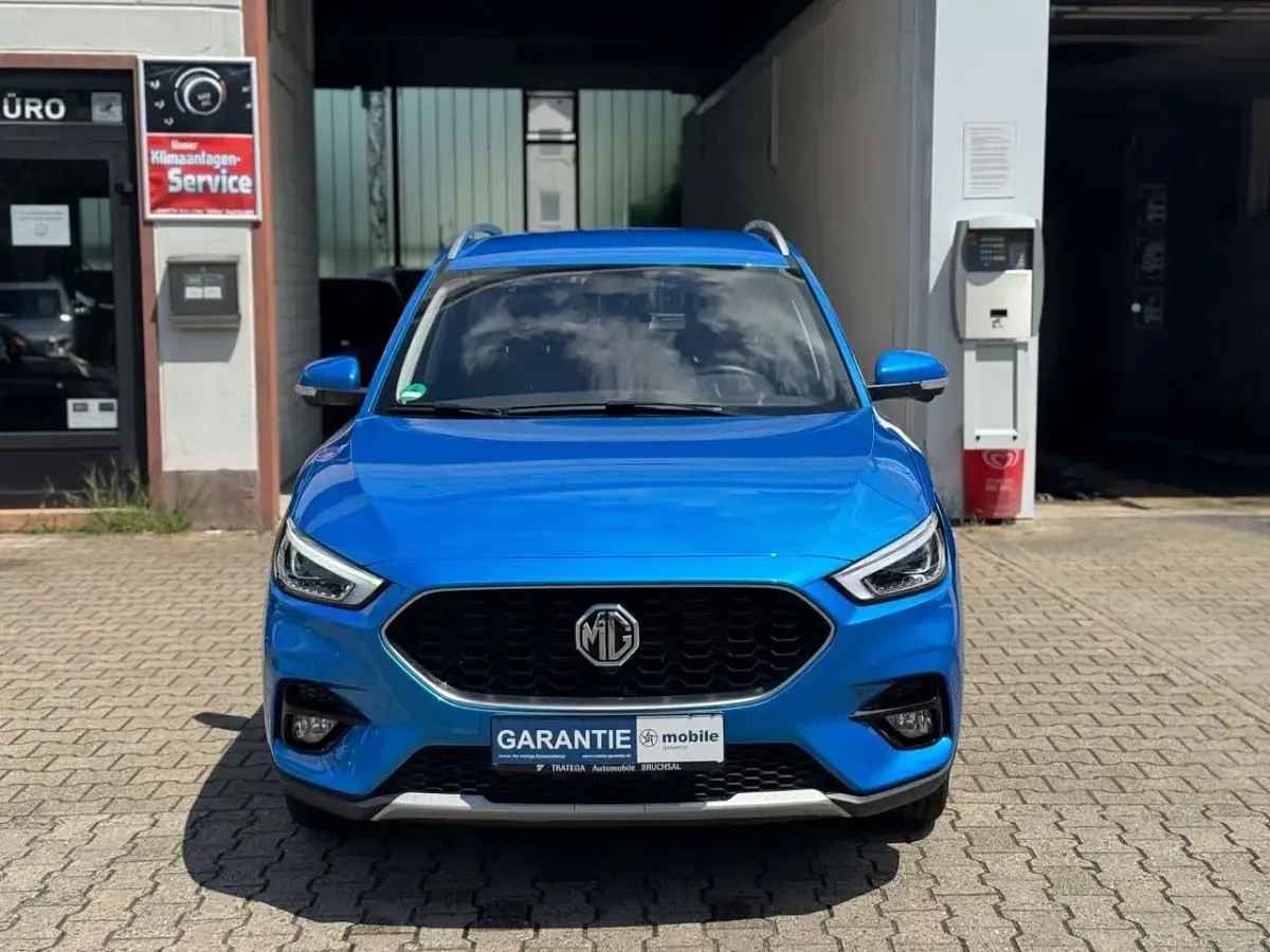 Gebraucht MG ZS Luxury 111 PS (81 kW) 2024 Blau SUV