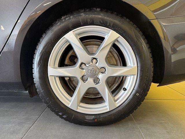 Gebraucht Audi A4 Ambition 160 PS (117 kW) 2011 Grau Kombi