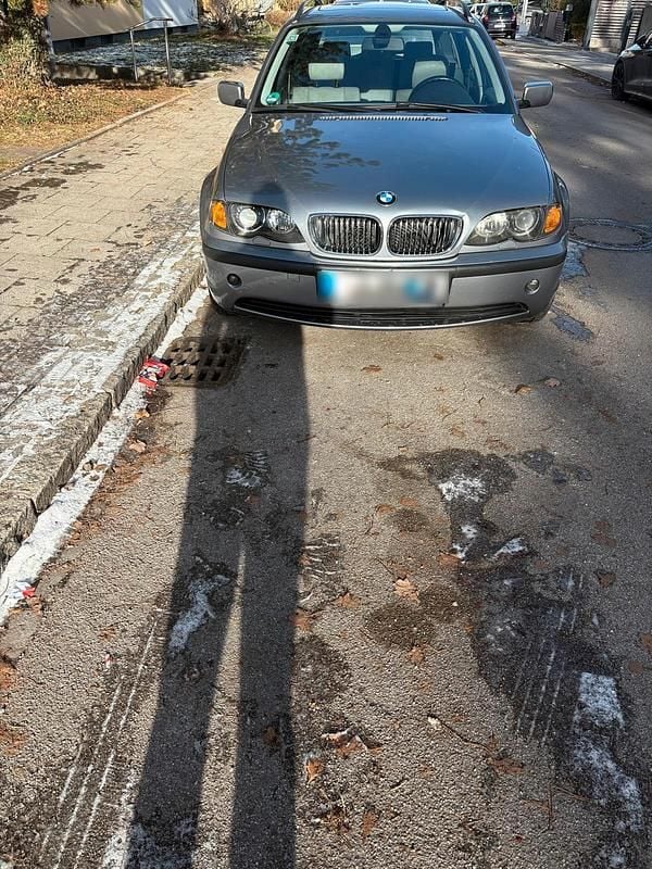 Gebraucht BMW 325 192 PS (141 kW) 2004 Grau Kombi