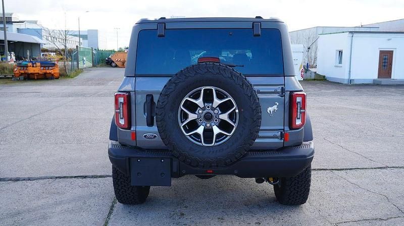 Neu Ford Bronco 334 PS (245 kW) 2025 Carbonized grey metallic SUV