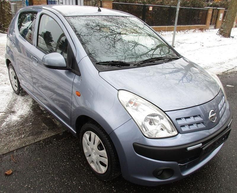 Gebraucht Nissan Pixo Acenta 68 PS (50 kW) 2010 Blau Kleinwagen