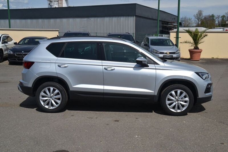 Neu Seat Ateca Sport 150 PS (110 kW) 2025 Silber SUV