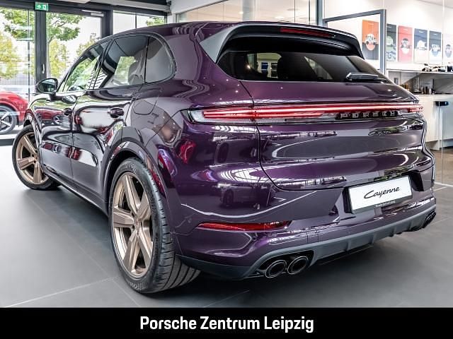 Gebraucht Porsche Cayenne 470 PS (345 kW) 2025 Violett SUV