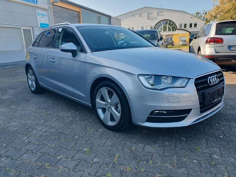 Gebraucht Audi A3 S-Line 150 PS (110 kW) 2015 Grau Limousine