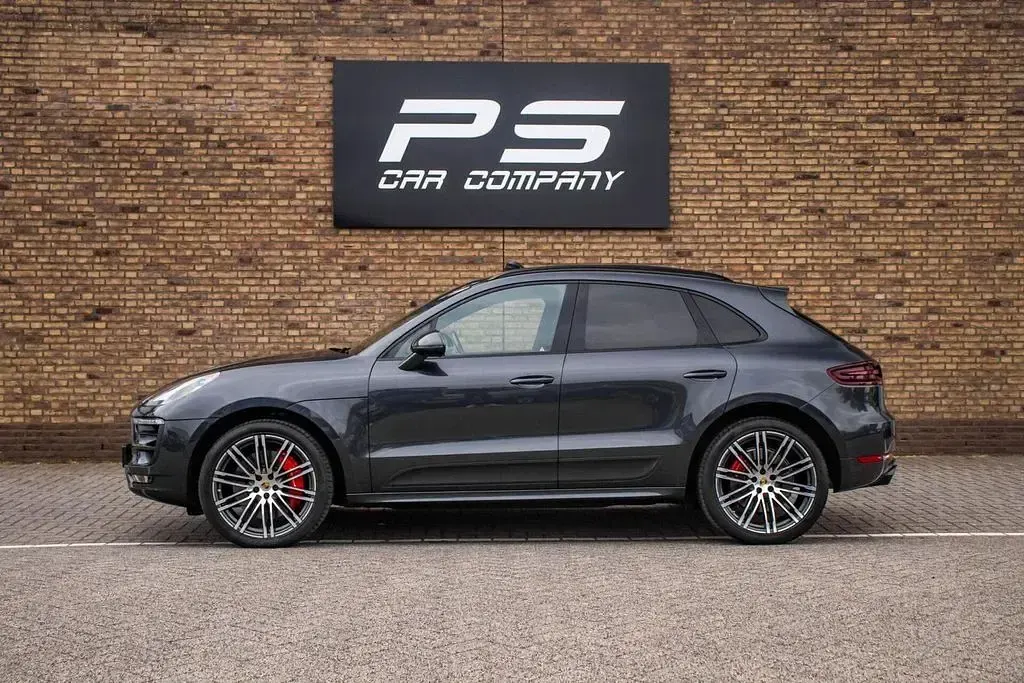 Gebraucht Porsche Macan Turbo Performance Package 441 PS (324 kW) 2018 Grau SUV