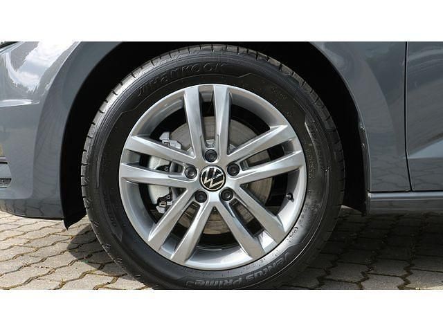 Gebraucht VW Touran Highline 150 PS (110 kW) 2024 Van / Kleinbus