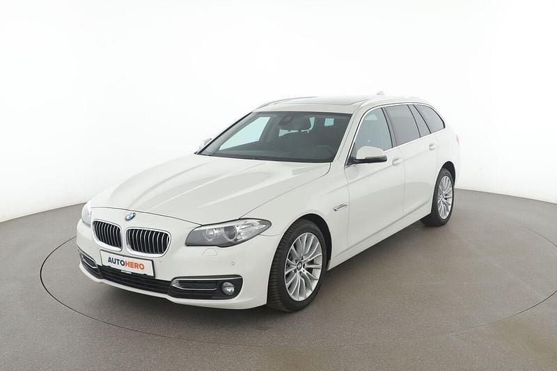 Weiß Gebraucht 2016 BMW 530 Sport Line Kombi | 23.350 € (Guter Preis) - Bild 1/3