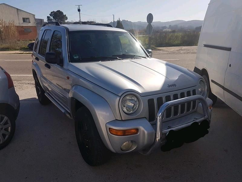 Silber Gebraucht 2004 Jeep Cherokee SUV | 3.250 € (Guter Preis) - Bild 1/4