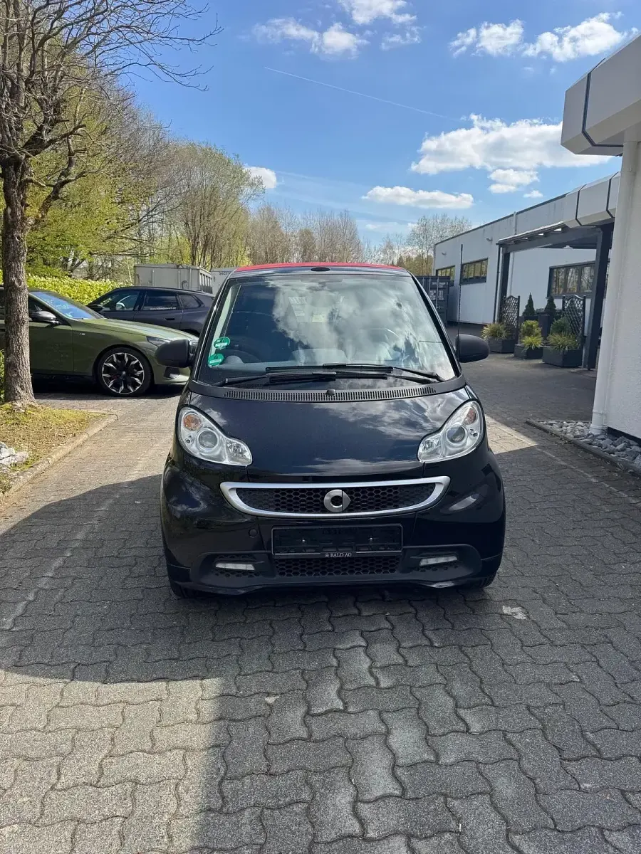Gebraucht Smart ForTwo Cabrio 75 PS (55 kW) 2013 Schwarz Cabrio
