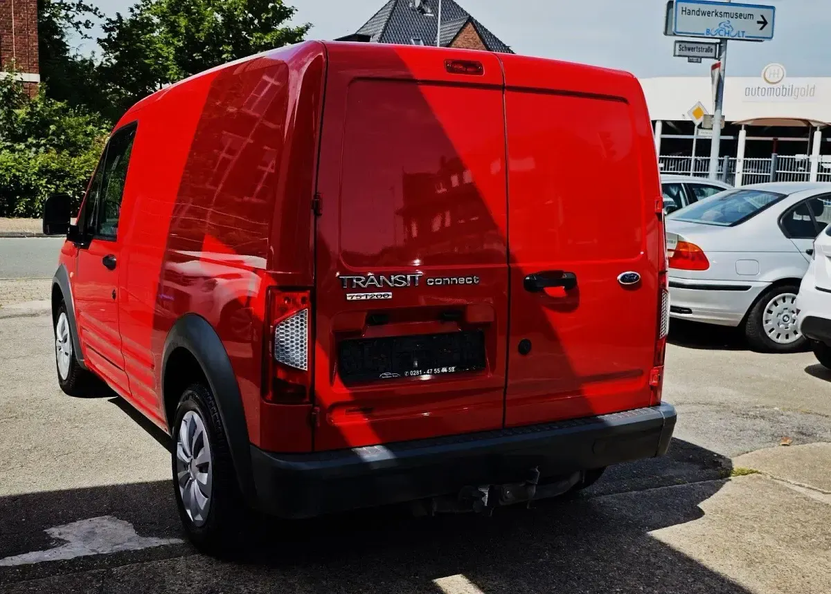 Gebraucht Ford Transit Connect 75 PS (55 kW) 2013 Rot Van / Kleinbus