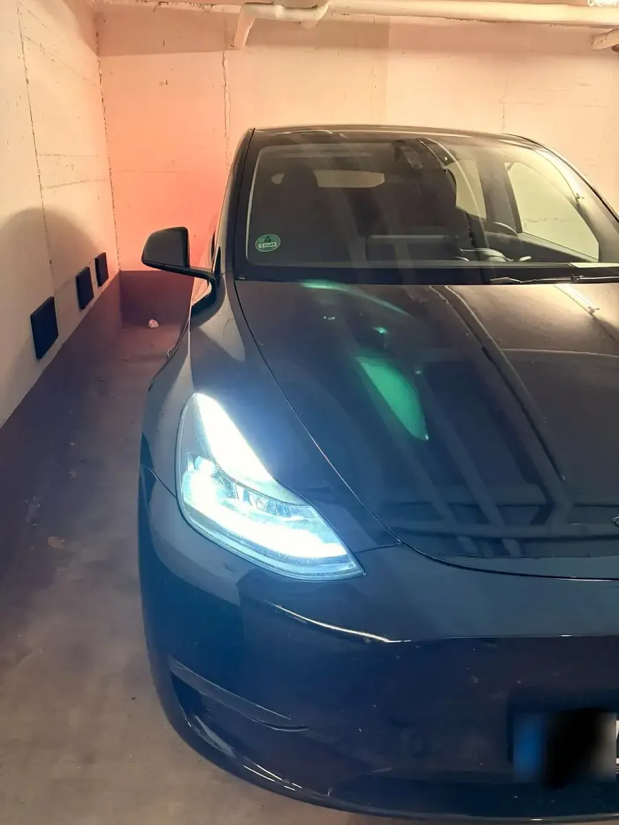 Gebraucht Tesla Model Y Long Range AWD 389 kW (530 PS) 2024 Schwarz SUV