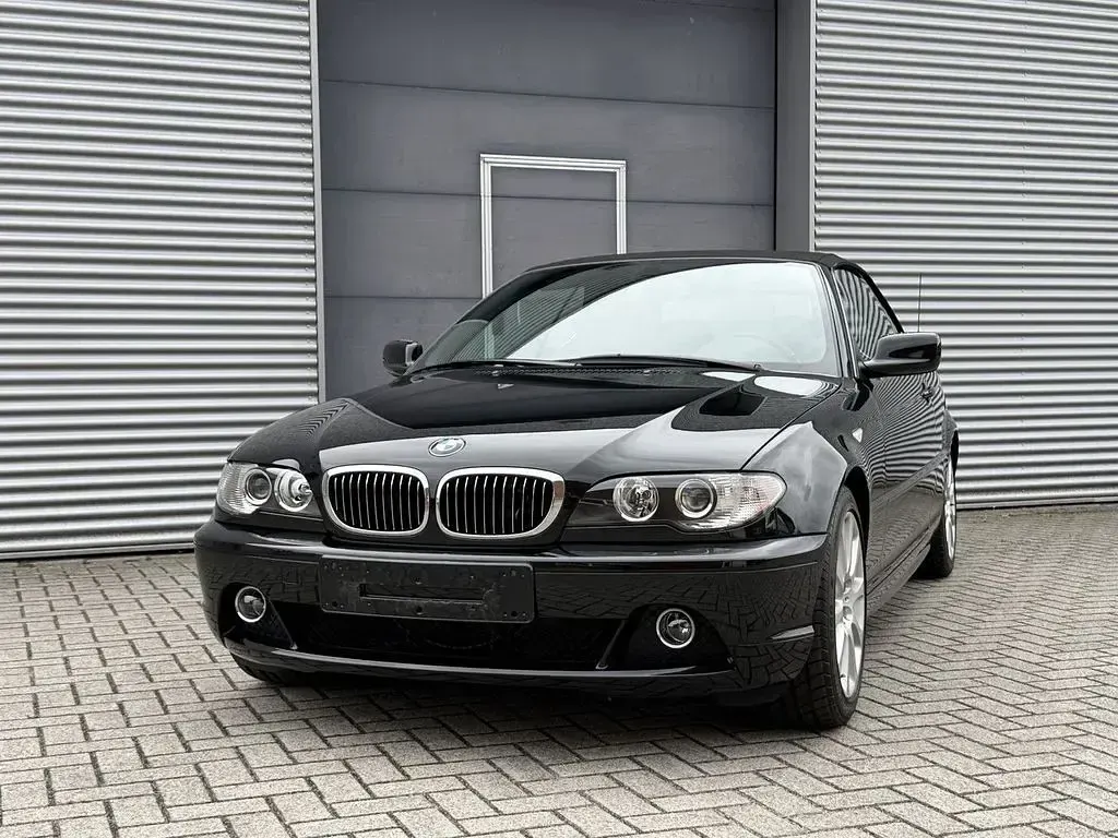 Gebraucht BMW 325 Cabriolet Executive 192 PS (141 kW) 2005 Schwarz Cabrio