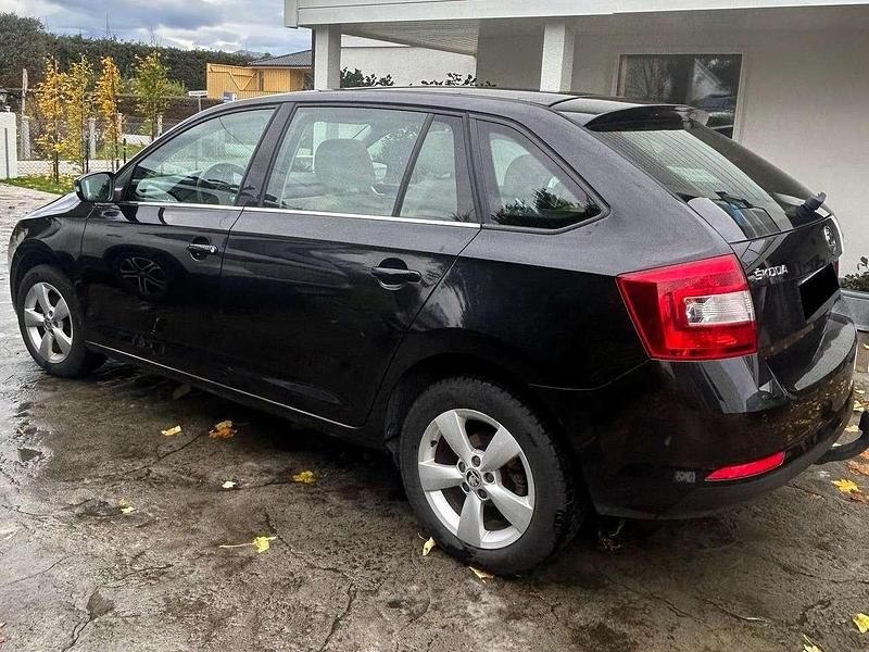 Gebraucht Skoda Rapid Style 90 PS (66 kW) 2017 Schwarz Kombi