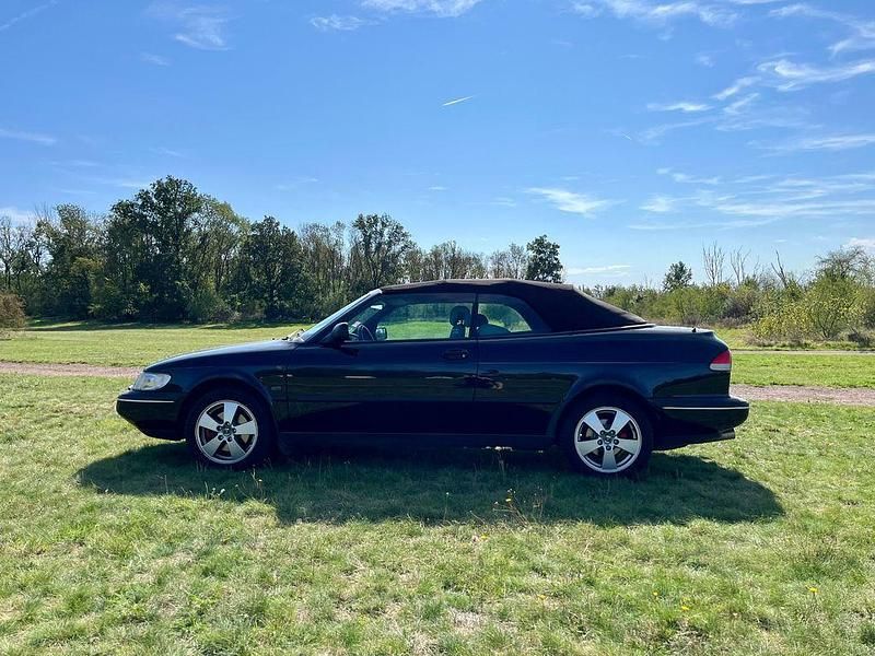 Gebraucht Saab 900 Cabriolet 185 PS (136 kW) 1996 Schwarz Cabrio