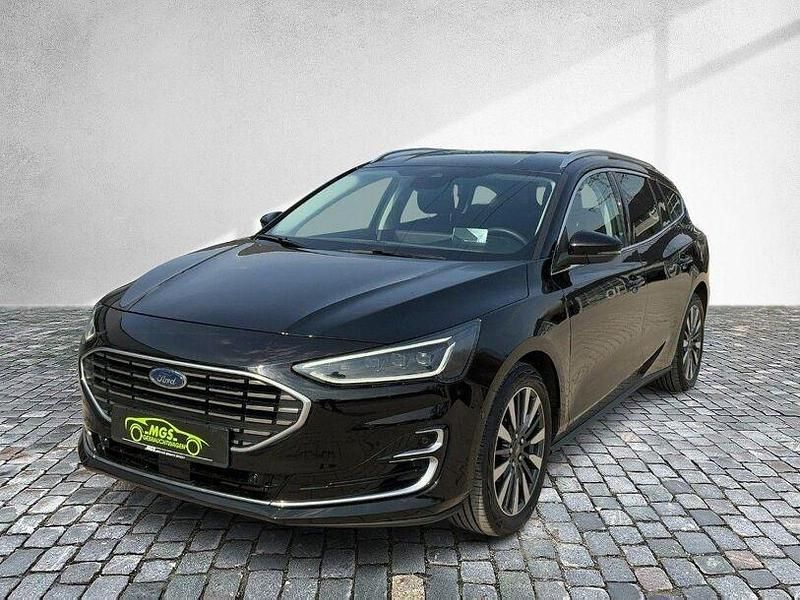 Gebraucht Ford Focus Titanium 155 PS (114 kW) 2022 Agateblack Kombi
