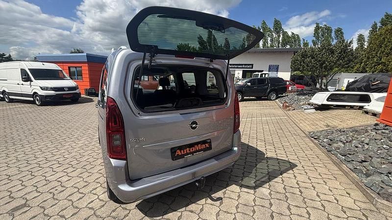 Gebraucht Opel Combo Life 110 PS (80 kW) 2019 Silber/grau Van / Kleinbus