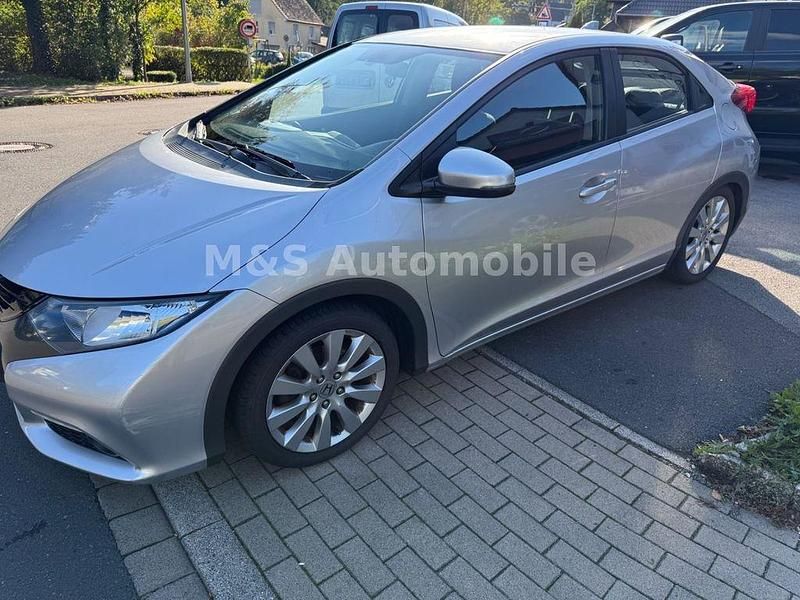 Silber Gebraucht 2013 Honda Civic Sport Limousine | 6.400 € (Fairer Preis) - Bild 1/4