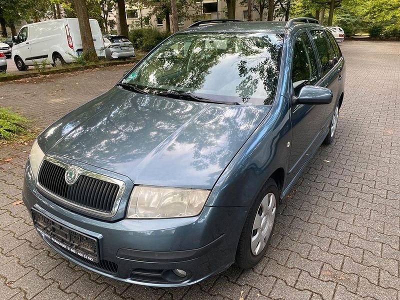 Gebraucht Skoda Fabia Ambiente 75 PS (55 kW) 2006 Grau Kleinwagen