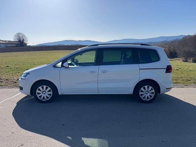 Gebraucht VW Sharan Trendline 150 PS (110 kW) 2016 Van / Kleinbus