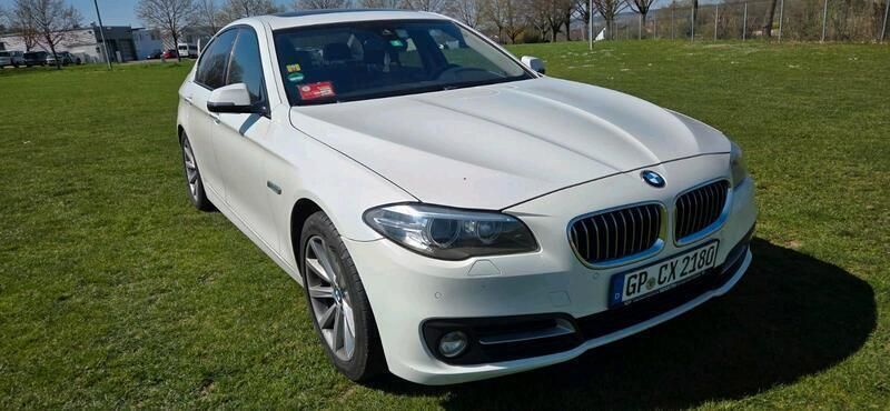 Weiß Gebraucht 2013 BMW 530 Comfort Edition Limousine | 14.500 € (Fairer Preis) - Bild 1/4