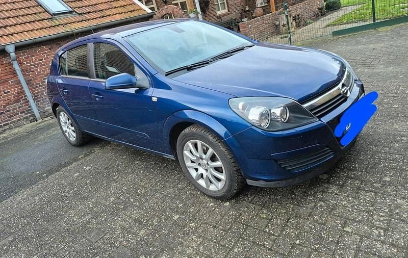 Gebraucht Opel Astra 90 PS (66 kW) 2004 Blau Kleinwagen