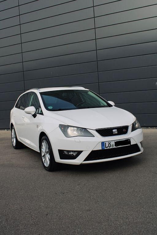 Gebraucht Seat Ibiza FR 105 PS (77 kW) 2012 Weiß Limousine