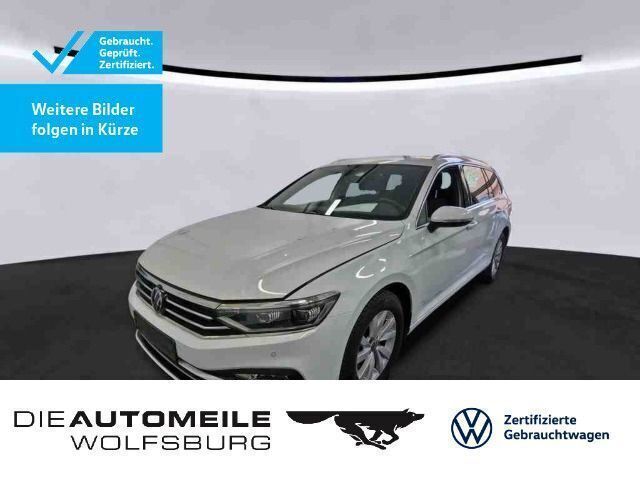 Gletscherweiß metallic (metallic) Gebraucht 2023 VW Passat Business Kombi | 23.990 € (Guter Preis) - Bild 1/2