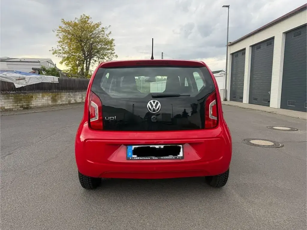 Usado VW up! 60 HP (44 kW) 2015 Vermelho Citadino