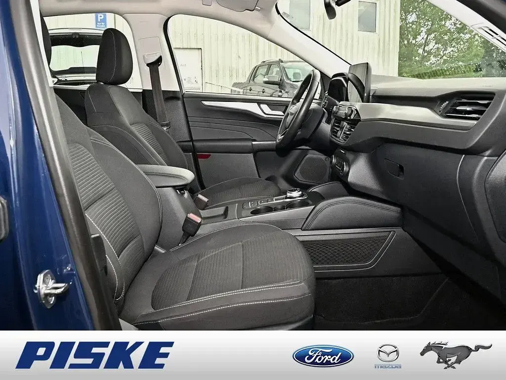 Gebraucht Ford Kuga Titanium 224 PS (164 kW) 2021 Blau SUV