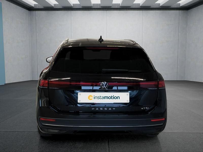 Gebraucht VW Passat 150 PS (110 kW) 2025 Schwarz Kombi