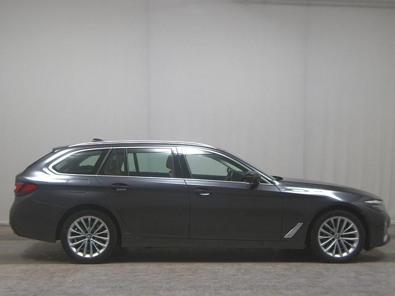 Gebraucht BMW 530 Luxury Line 252 PS (185 kW) 2021 Grau Kombi