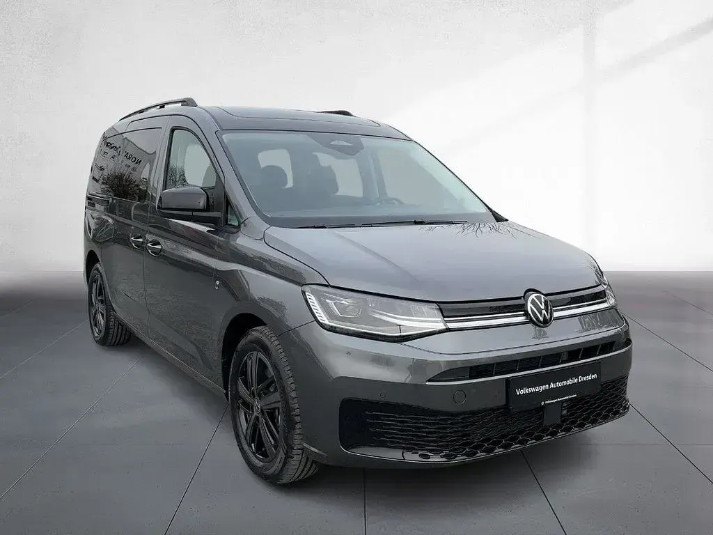Używany VW Caddy Maxi Edition 116 KM (85 kW) 2025 Szary Minivan