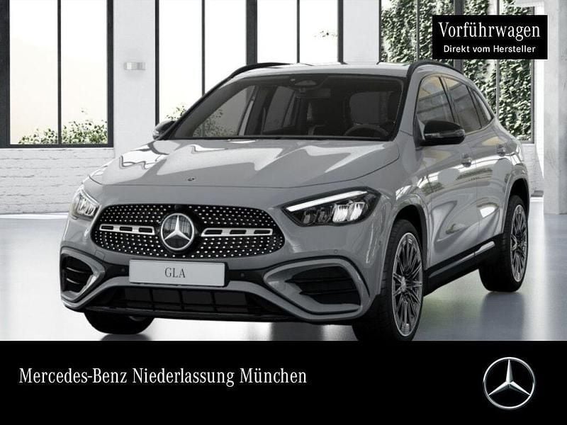 Grau Gebraucht 2025 Mercedes GLA200 AMG SUV | 43.500 € (Fairer Preis) - Bild 1/1