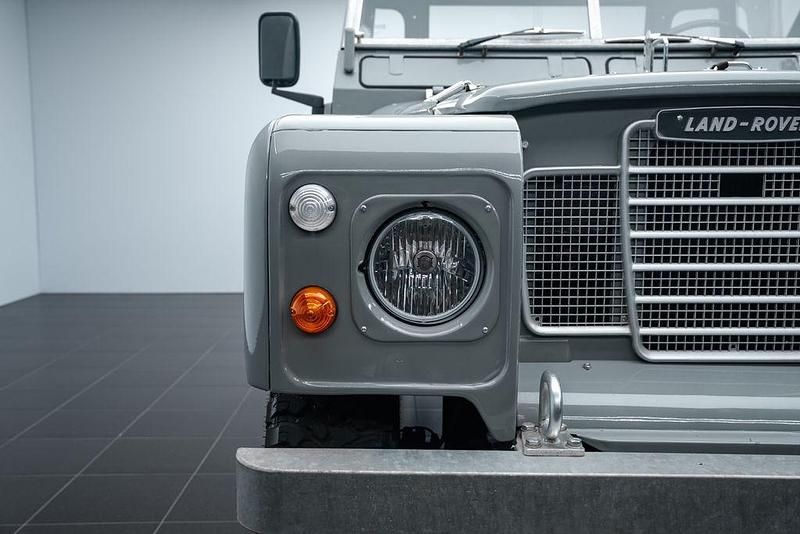 Gebraucht Land Rover 3 71 PS (52 kW) 1978 Grau SUV