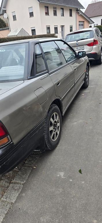 Gebraucht Subaru Legacy 116 PS (85 kW) 1991 Grau Limousine