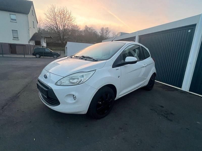 Gebraucht Ford Ka Titanium 69 PS (50 kW) 2009 Weiß Kleinwagen